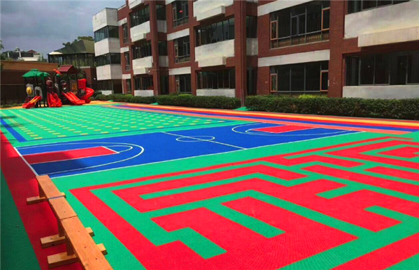 ?幼兒園為什么要選擇仲達(dá)塑膠懸浮地板？