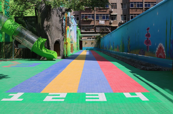 幼兒園懸浮地板上面可以停車行車嗎？