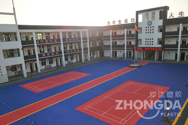 懸浮拼接地板的優(yōu)勢(shì)有哪些？